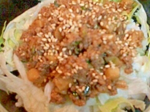 たけのこ入りピリ辛肉味噌丼 レシピ 作り方 By ジョンとポーク 楽天レシピ たけのこ入りピリ辛肉味噌丼 レシピ 作り方 By ジョンとポーク 楽天レシピ